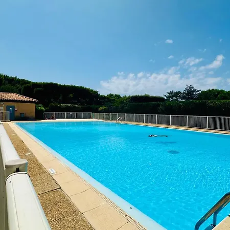 Cosy Avec Jardinet, Piscine Et Tennis Appartement *